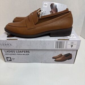 Serra Ladies Loafers Size 9 New Moccasins‎ Corpcore Classiccore Old Money Preppy